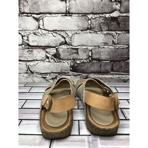 Clarks Taupe Leather Snake Skin Ankle Strap Casual Sandals Women Sz 7M US/37.5EU - Picture 7 of 16